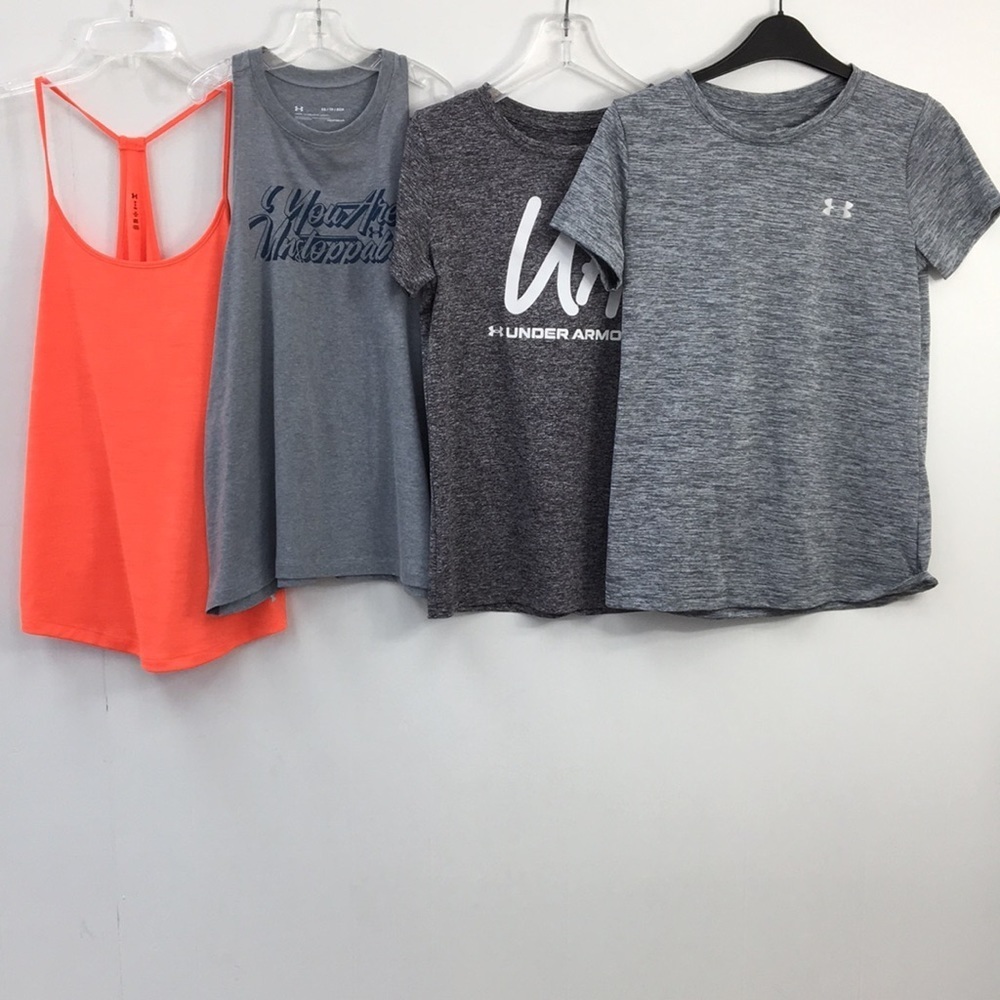 Under Armour Women's Athletic Top Bundle of 4 Size XS EXCELLENT Condition